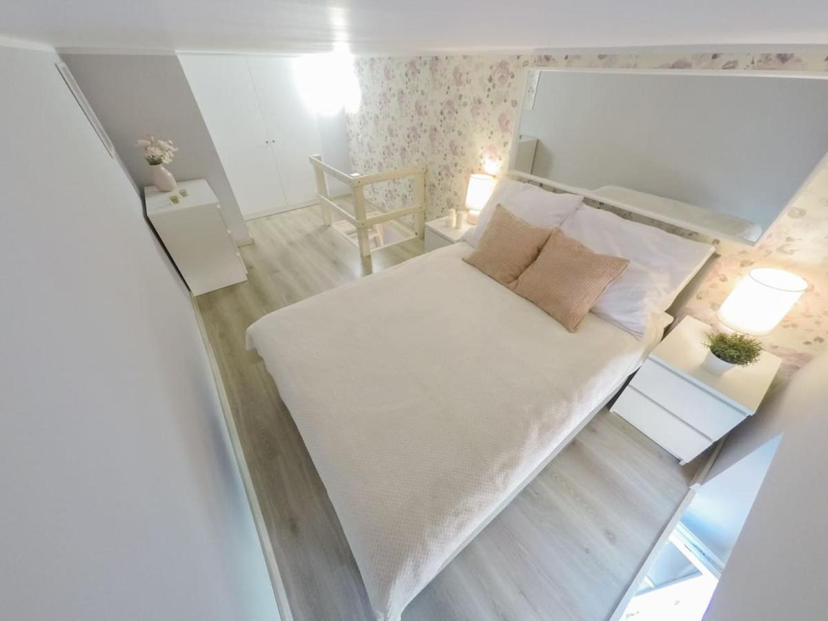 Rynek 20/21 -Cosy New Apartment On The Market Square - 4 Bedrooms - 8 People Wrocław Zewnętrze zdjęcie